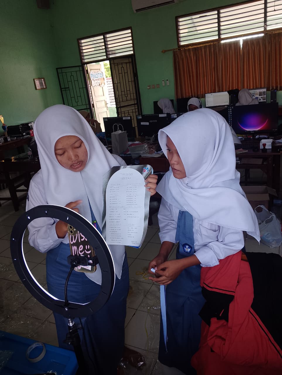 Promosi Penjualan melalui Kanal Promosi dan Publikasi untuk Mendukung Pengembangan Proyek Kreatif dan Kewirausahaan